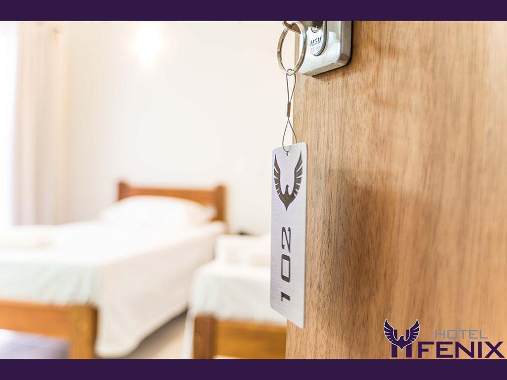 Hotel Fenix Асис Номер фото